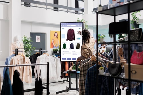 How Digital Transformation is Revolutionizing the Consumer Products and Retail Industry 